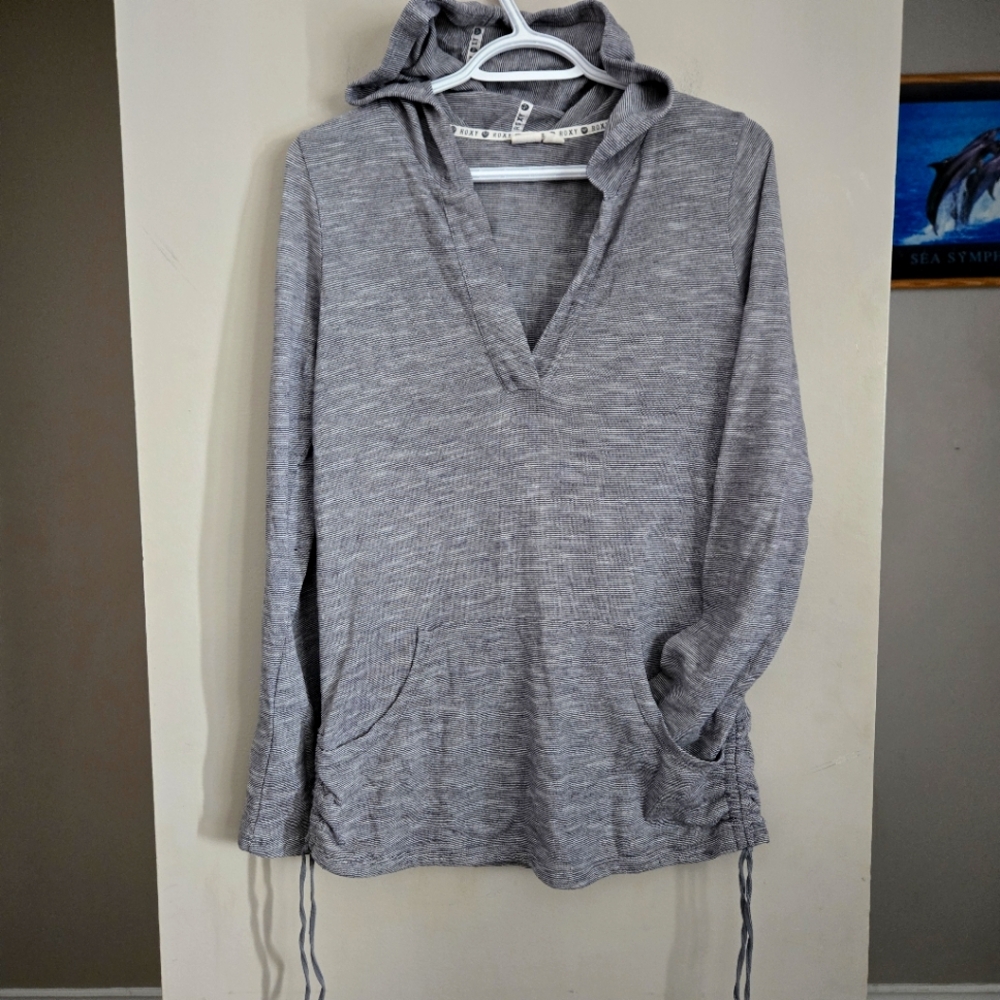 5 for $25 Roxy Hoodie Sweater Large Cover Long Sleeve Comfy Gray Hooded Women's